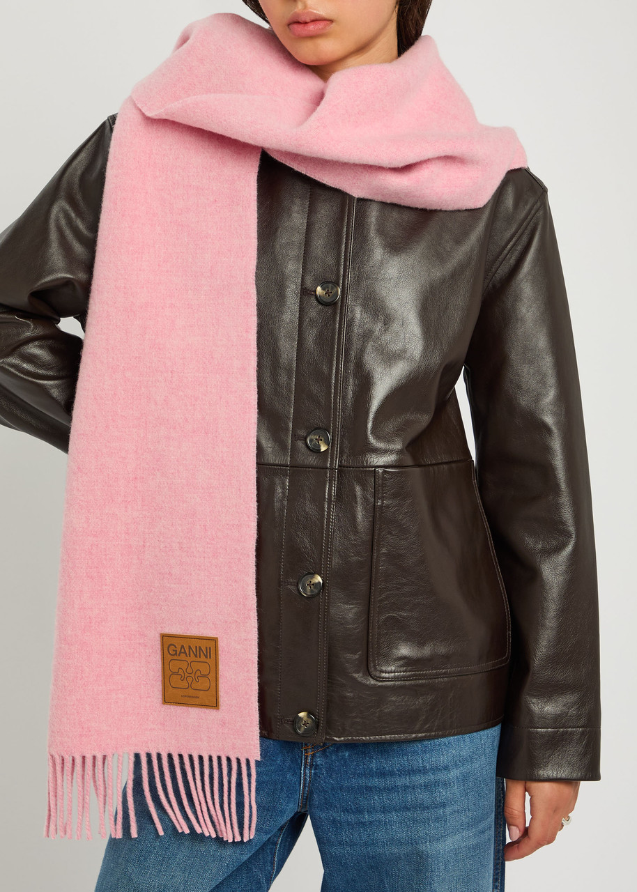 Ganni Designer-appliqué Fringed Wool Scarf In Pink
