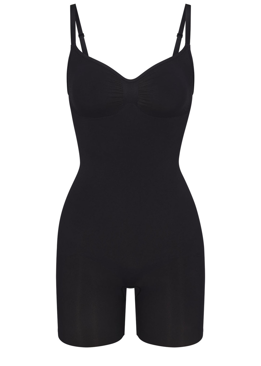Skims Seamless Sculpt Mid-thigh Bodysuit In Black