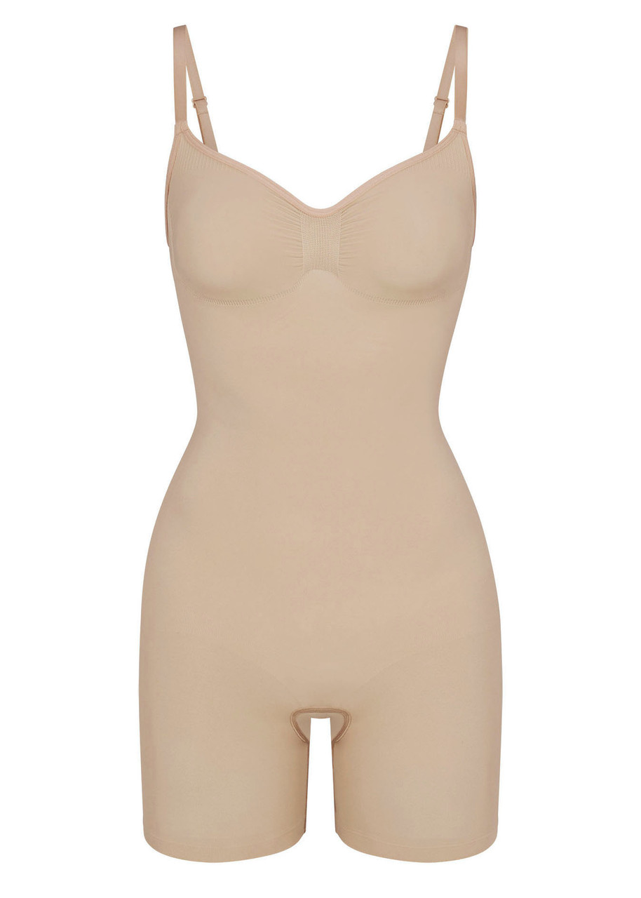 Skims Seamless Sculpt Mid-thigh Bodysuit - Beige - M (UK12 / M)