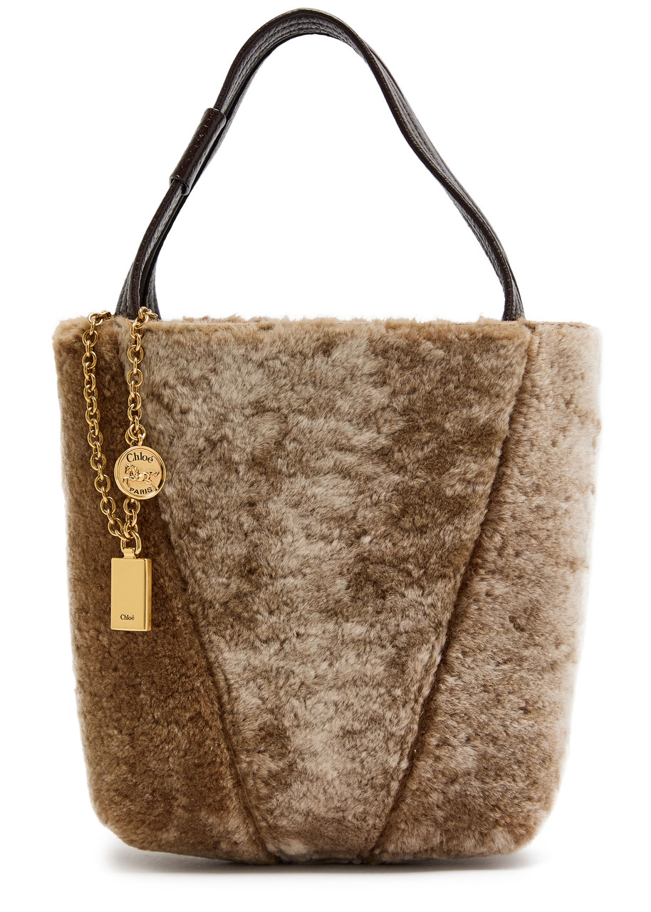 Chloé Chloe Spin Small Shearling Tote Bag In Gray