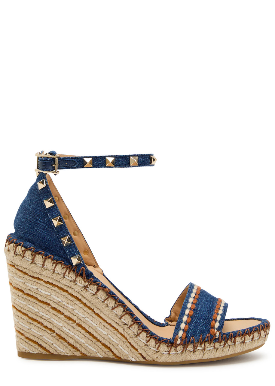 Valentino Rockstud 100 Denim Wedge Espadrilles In Blue