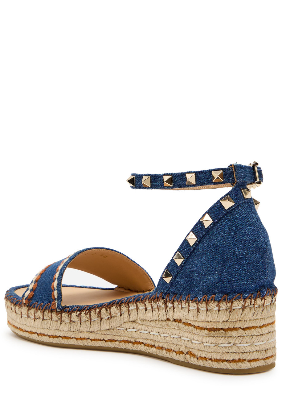 Valentino Rockstud 50 Denim Wedge Espadrilles In Blue
