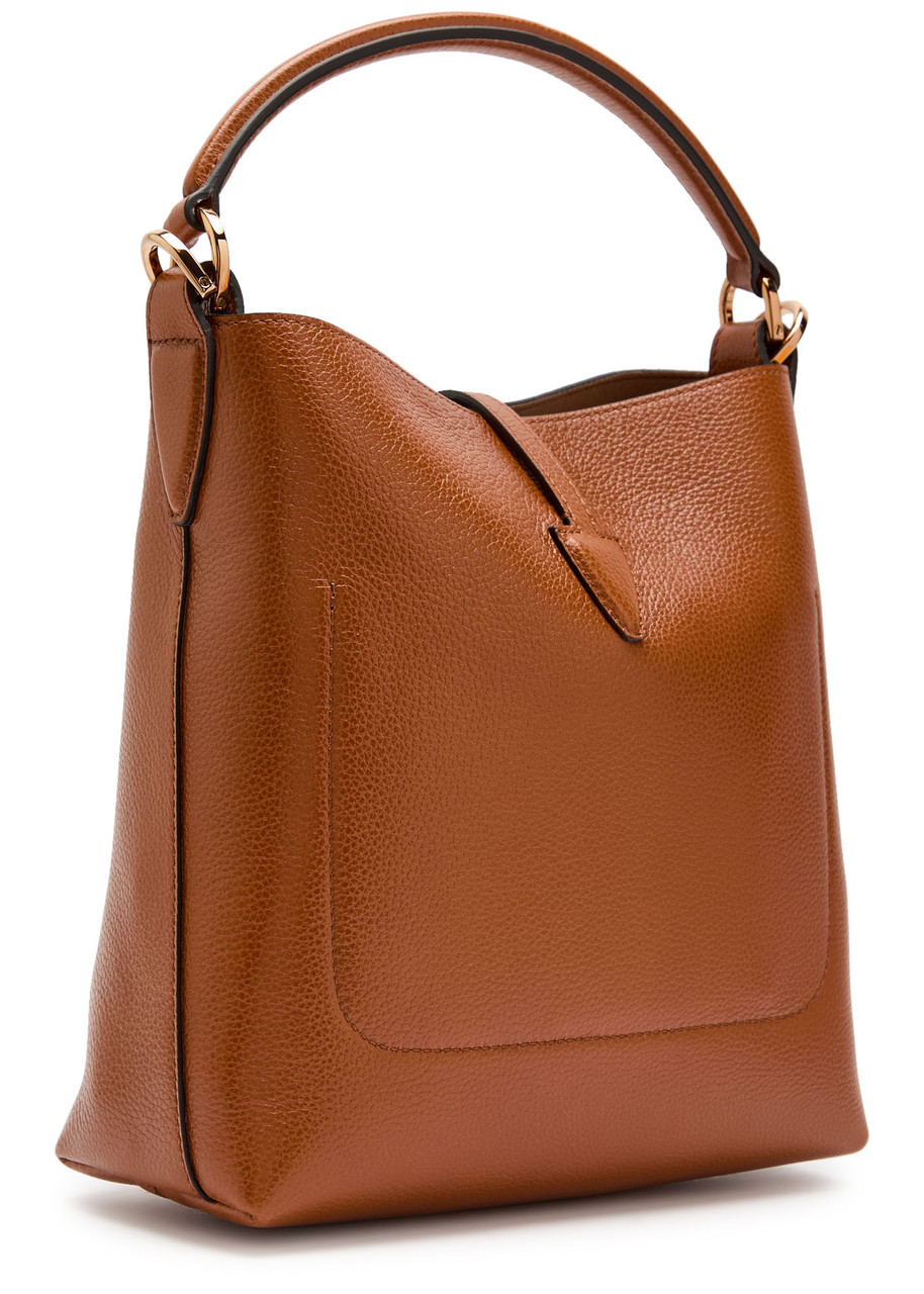 Tod's Tods T-plaque Grained Leather Top Handle Bag In Brown