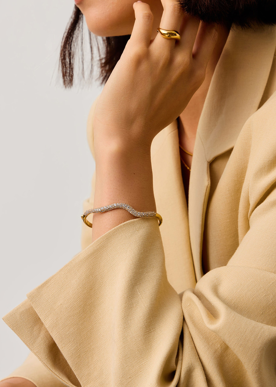 Missoma Womens Molten Snow Ripple Hinged 18ct Yellow Gold-plated Brass And Zirconia Bangle In Gold