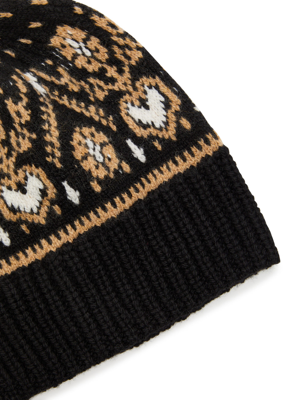 Khaite Avers Fair Isle Cashmere Beanie In Black