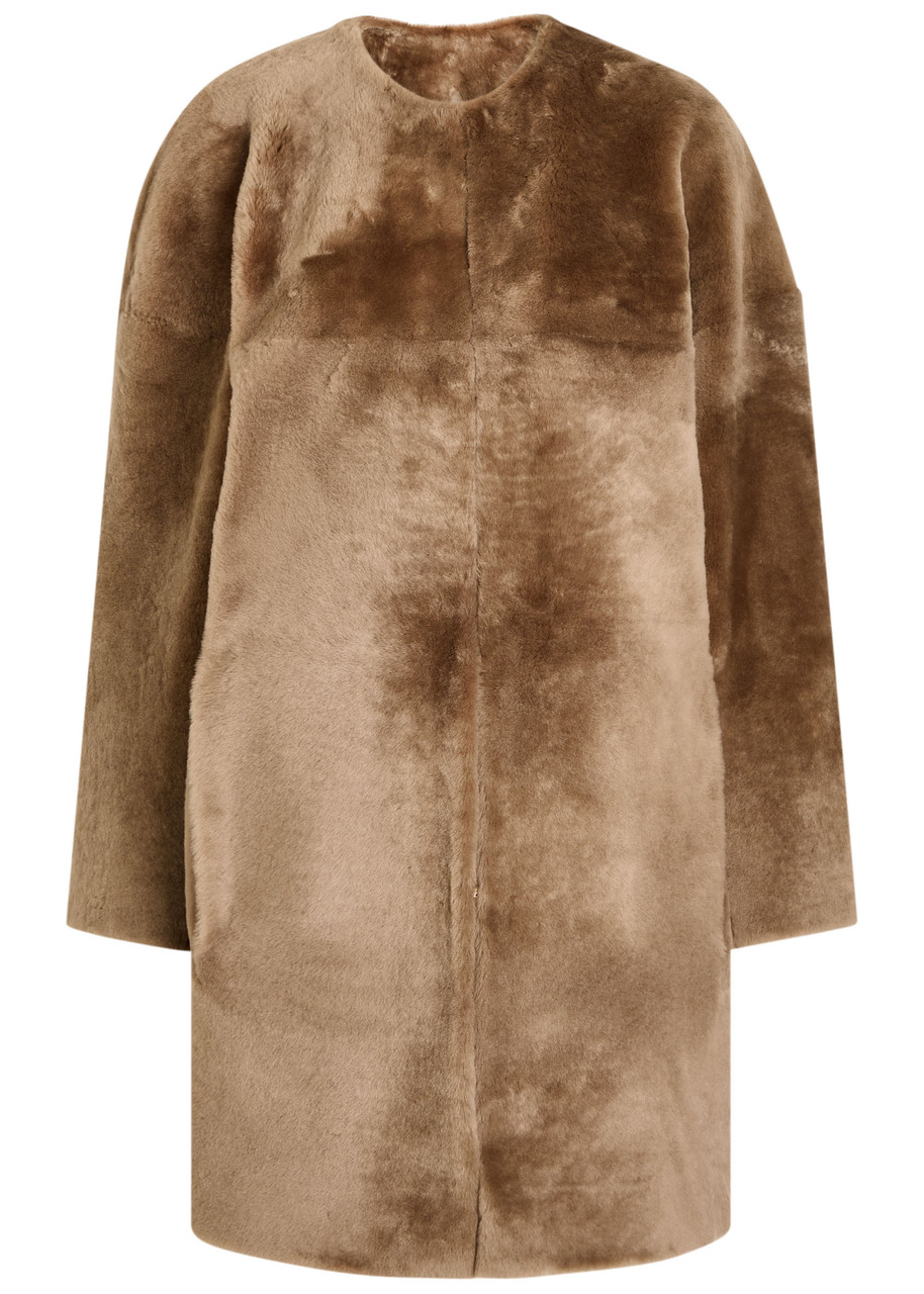 Tove Roisin Shearling Coat In Brown