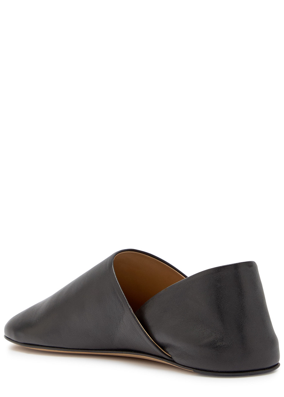 Jw Anderson Leather Babouche Flats In Black