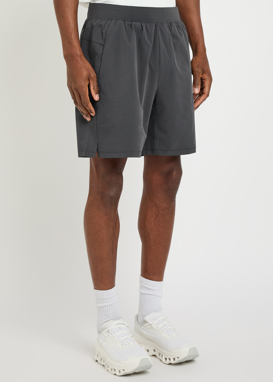  Condition Core Logo Shell Shorts - Grey - L 