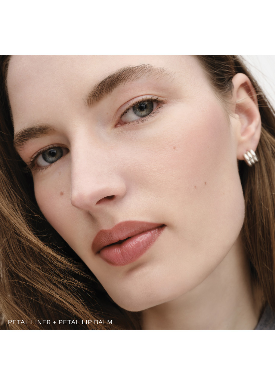  Westman Atelier Lip Shape Lip Liner - Petal 