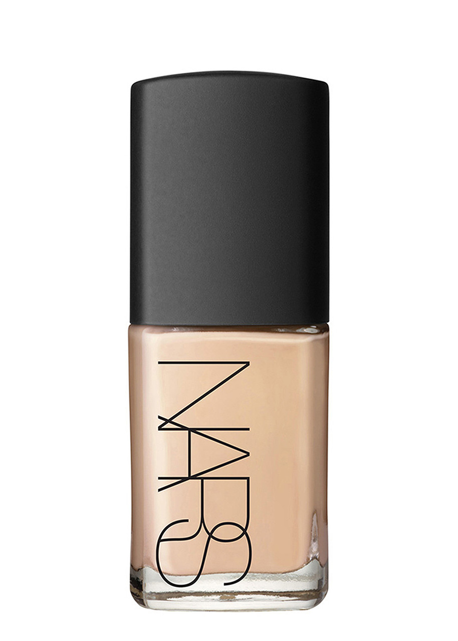 Nars Sheer Glow Foundation - Deauville