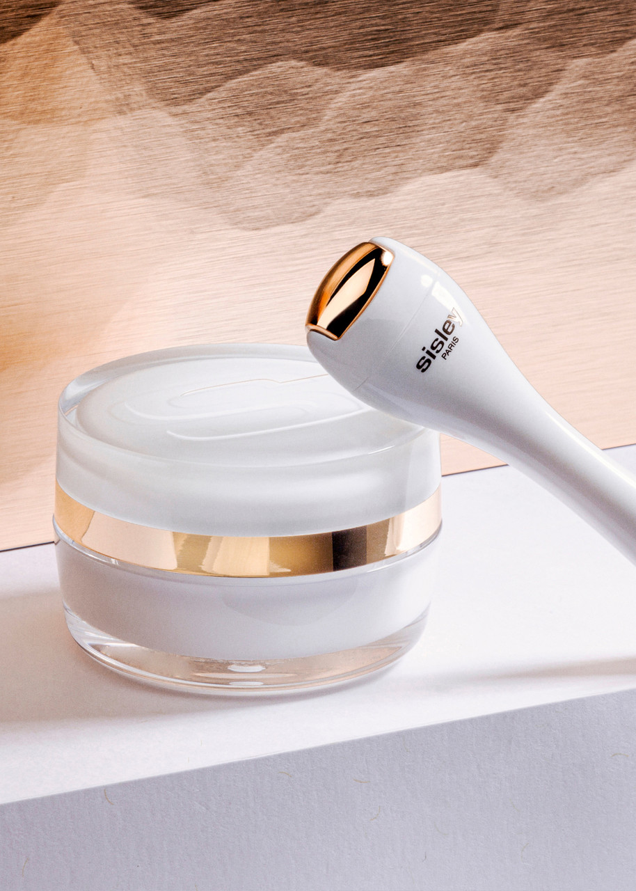 Sisley Paris Sisley Sisleya L'integral Anti-ageing Eye And Lip Contour Cream 15ml In N/a