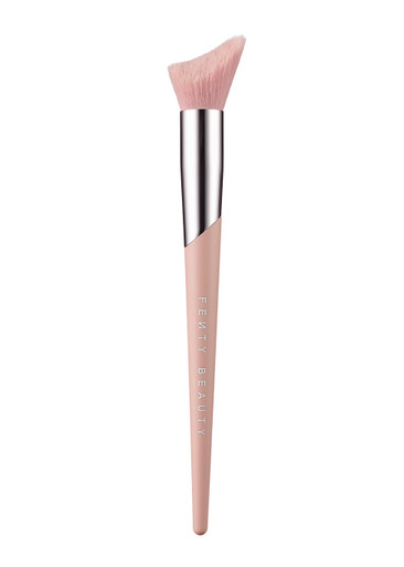 Fenty Beauty Cheek Hugging Highlight Brush 120, Makeup Brush