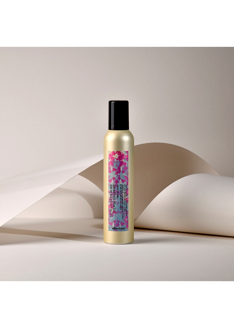  Davines - This Is A Curl Moisturizing Mousse - 250ml - Curling Mousse - Instant Volume And Definition - Hydration Elasticity And Shine 