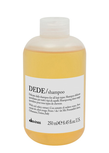 Davines - Dede Shampoo - 250ml - Female Hair Shampoo - Foaming Daily Cleansing Shampoo - Boosts Combability and Shine - Medium Fine or Fine Hair