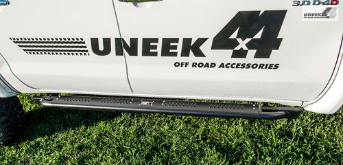 Toyota Hilux rock sliders,with superior dimple die tread plate Toyota Hilux rock sliders,with superior dimple die tread plate
