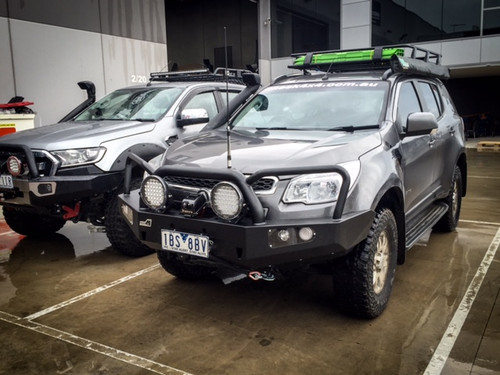 Holden Colorado 7 Bull bar Classic style (triple hoop)