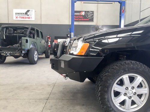 WH, WK Grand Cherokee Bull bar Winch bar