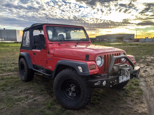 TJ Baja bar with winch, tow hooks and winch