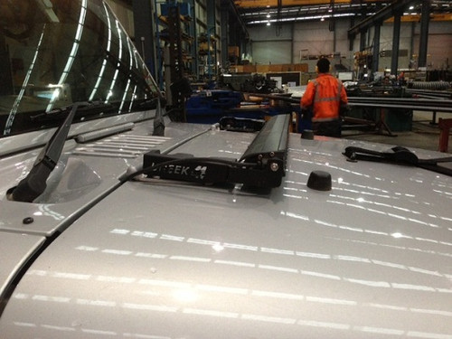 JK and TJ Hi Lift bonnet mount with 30" Light bar Aurora