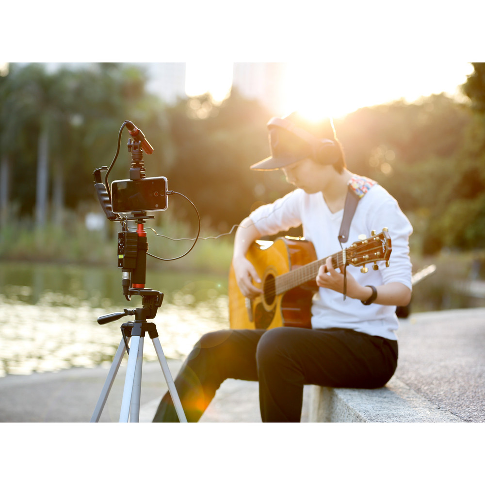 Saramonic SmartRig Di Professional Lightning Audio Interface with XLR & 1/4" Inputs for Apple iPhone & iPad