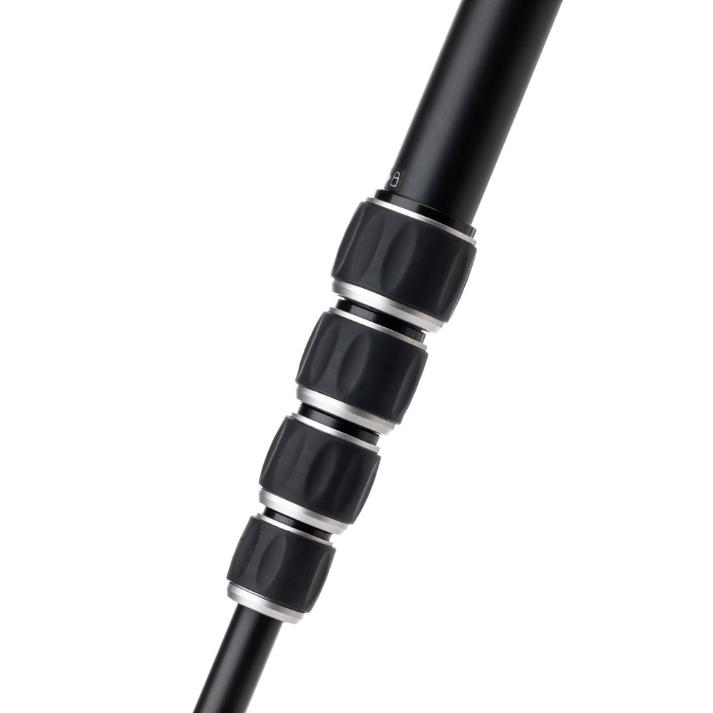 Benro MeFOTO RoadTrip Aluminum Tripod Kit in Titanium (Open Box)