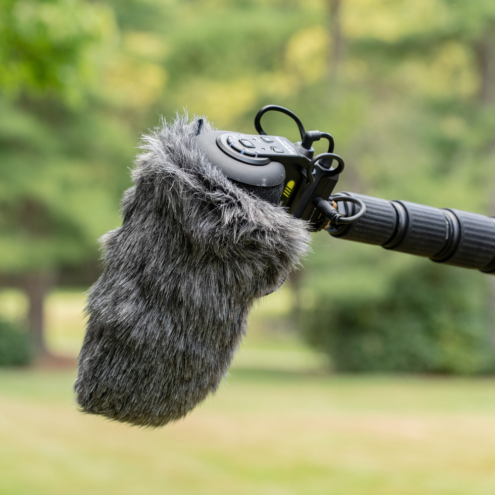 Saramonic Vmic5 Pro On-Camera Supercardioid Shotgun w/ Advanced Sonic Controls, HP Out, Furry Windscreen, More (Open Box)