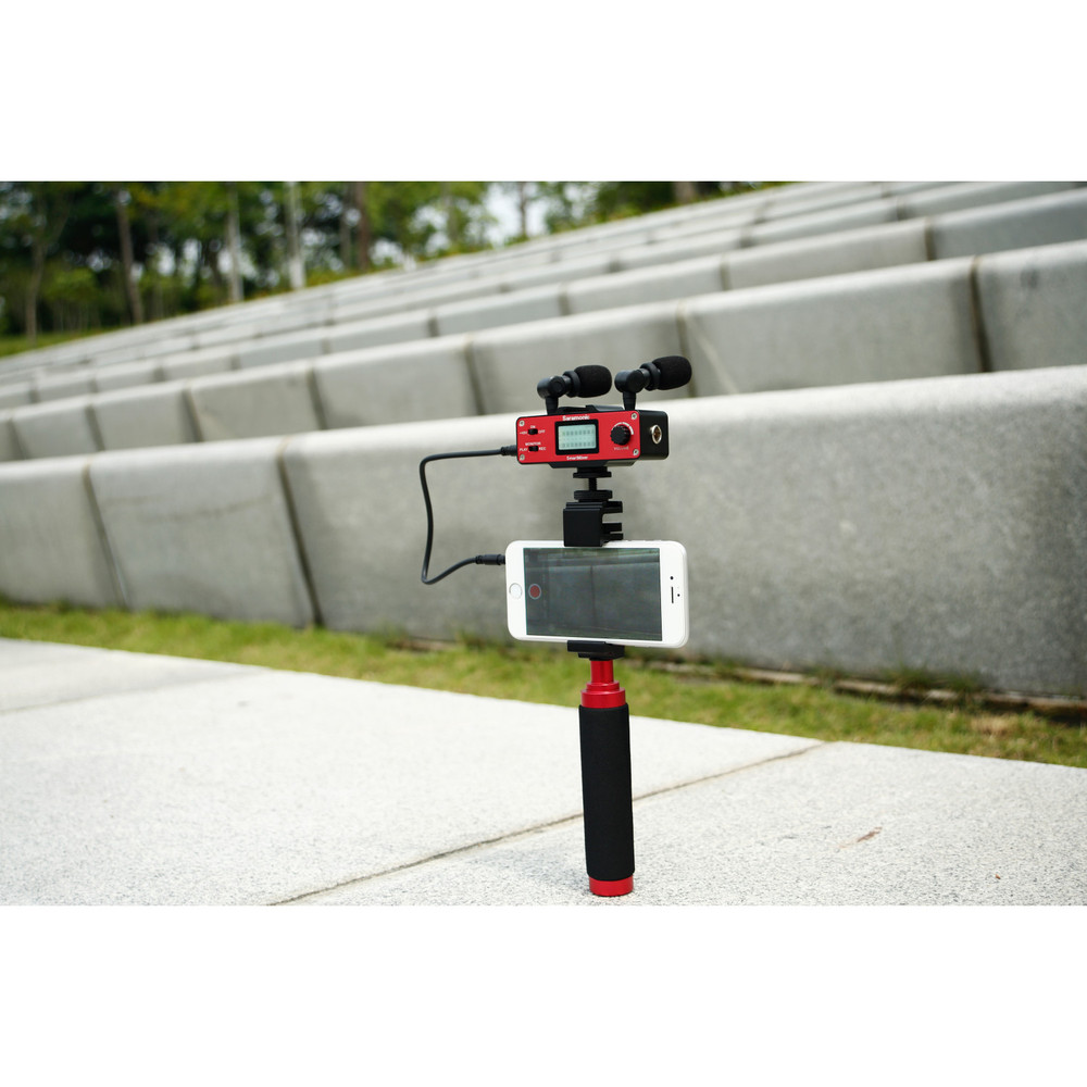 Saramonic SmartMixer Smartphone Mixer with Dual Microphones, Handgrip & Headphone Out for Mobile Devices