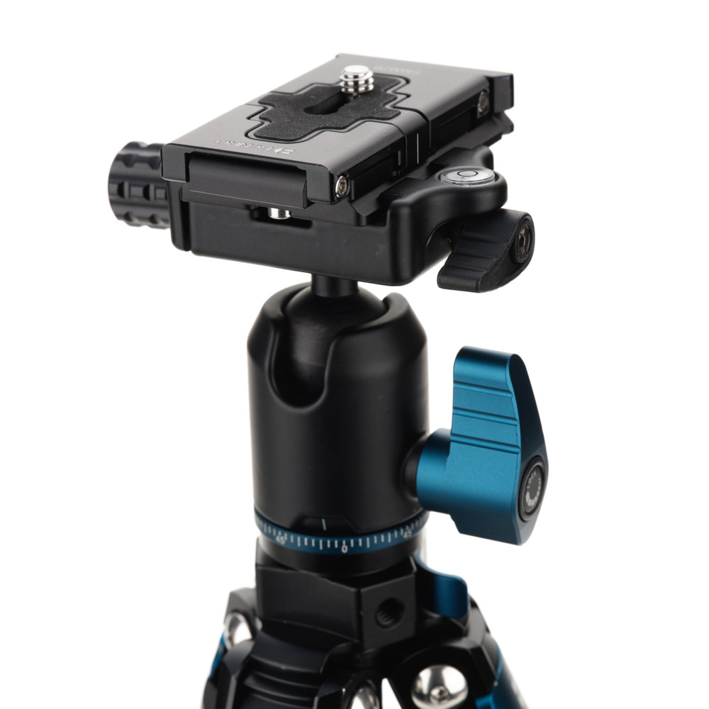 Benro Benro Blackbird CF 1 Series, 5 Section Tripod with N00P Head