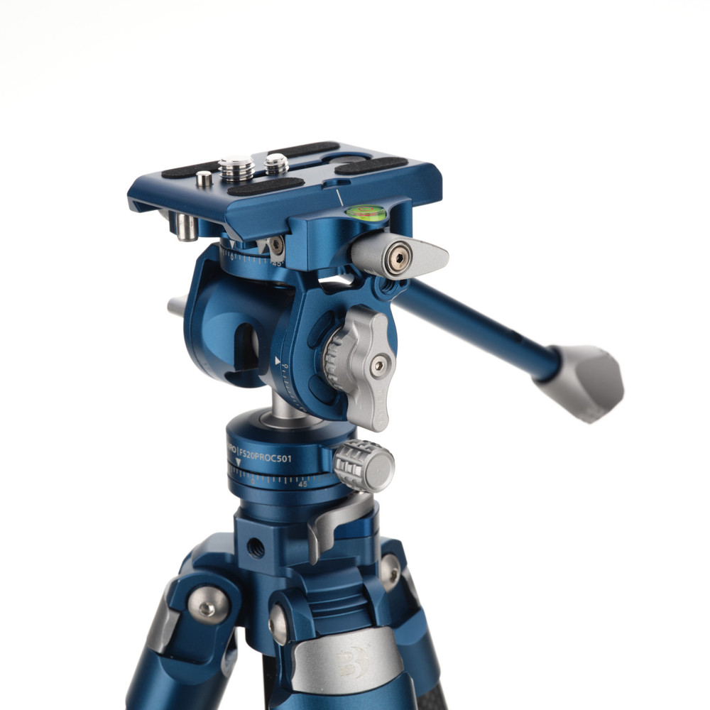 Benro Benro CyanBird CF 2 Series, 5 Section Tripod w/ FS20PROC501 Hybrid Photo/Video Head (Open Box)