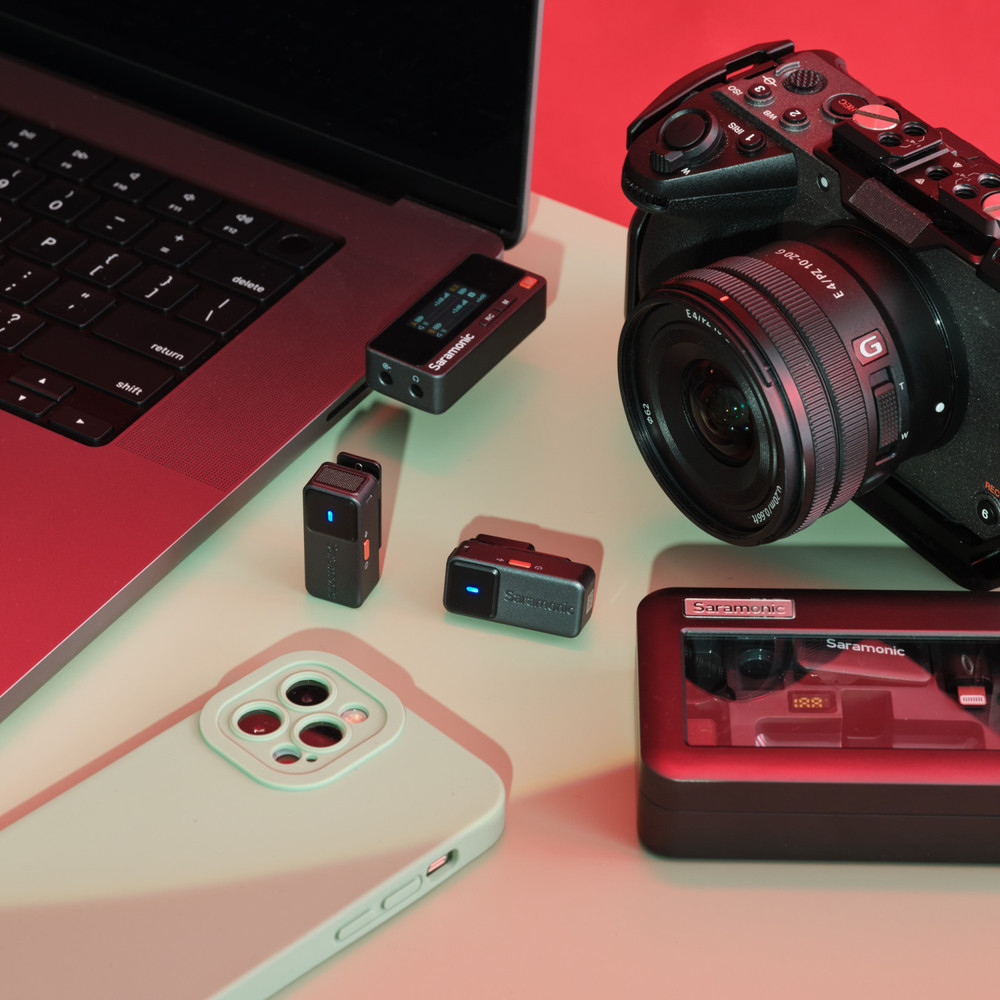 Saramonic Air | 2-Person Mini Wireless Clip-On Mic System w/ Lavaliers for Cameras, Mobile Devices & Computers (Open Box)