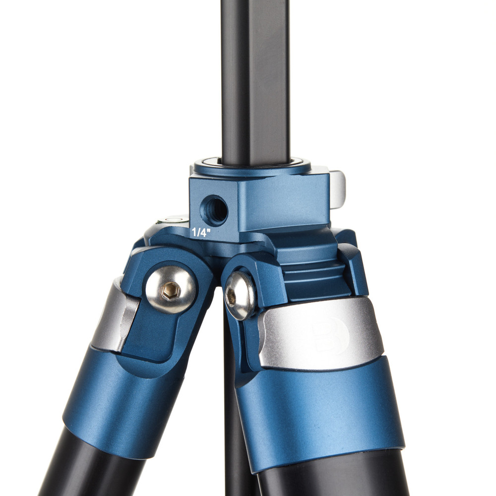 Benro CyanBird AL 2 Series, 5 Section Tripod (Used)