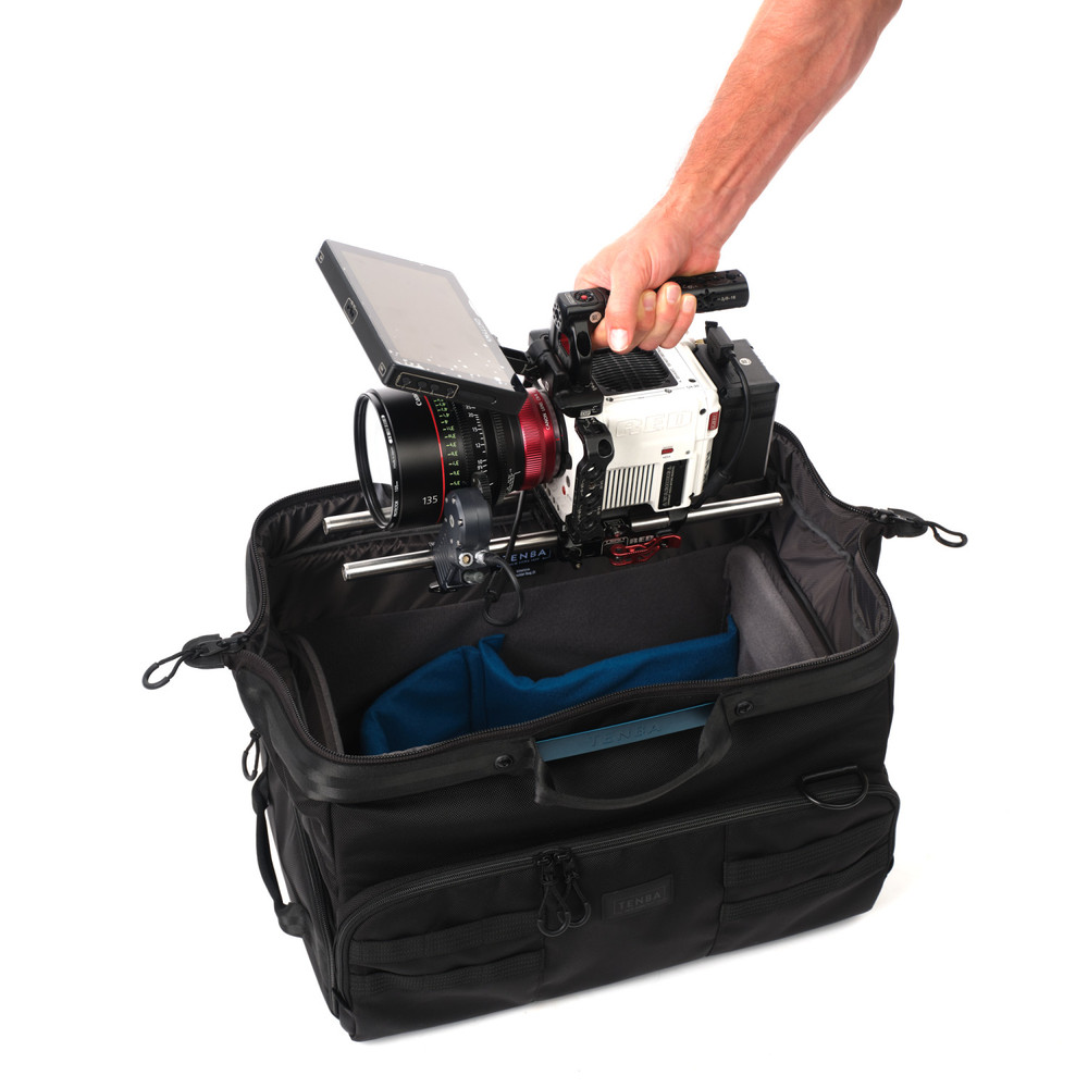 Tenba Cineluxe v2 Shoulder Bag 21 - Black (Open Box)