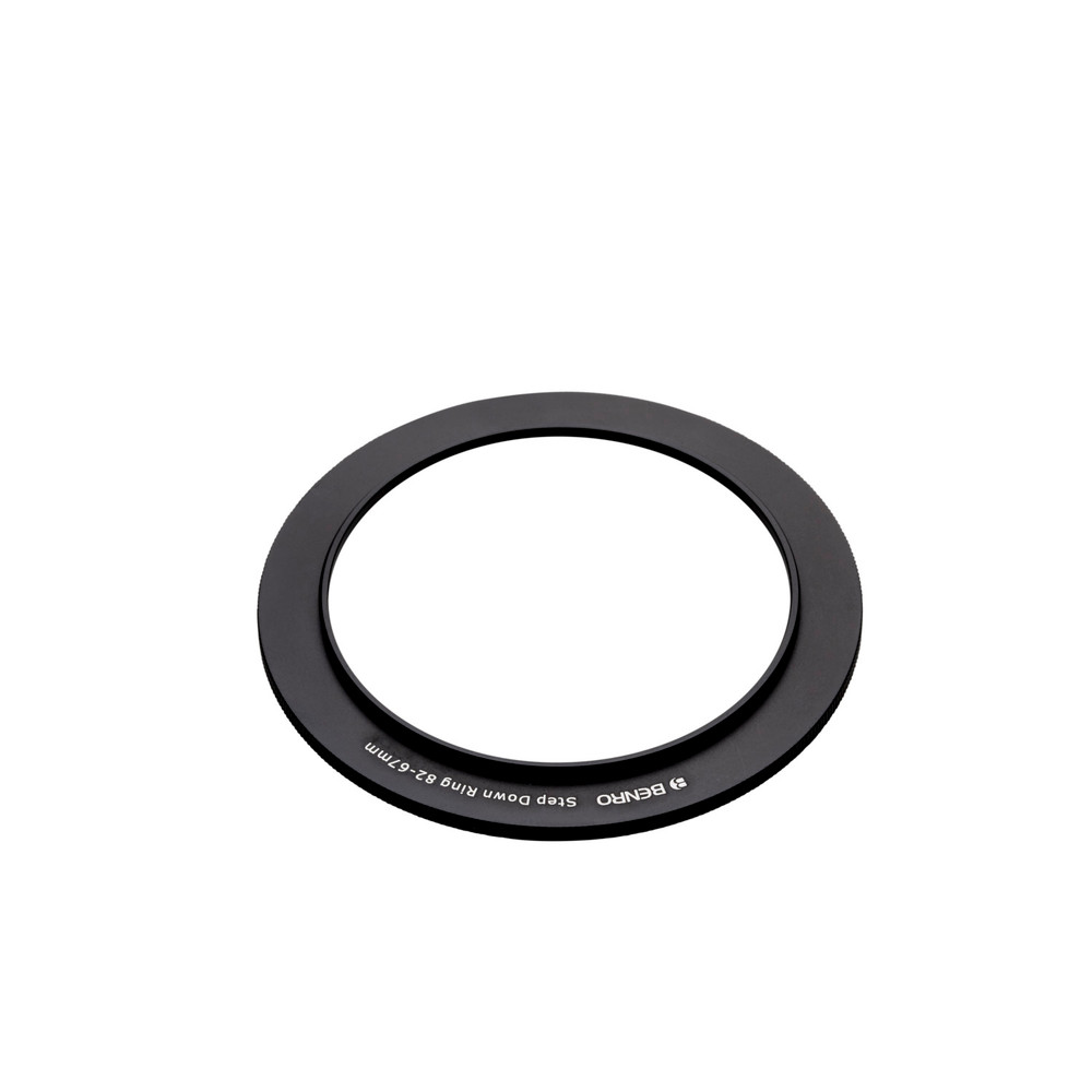 Benro Master Step-Down Ring 82-67mm  (DR8267)