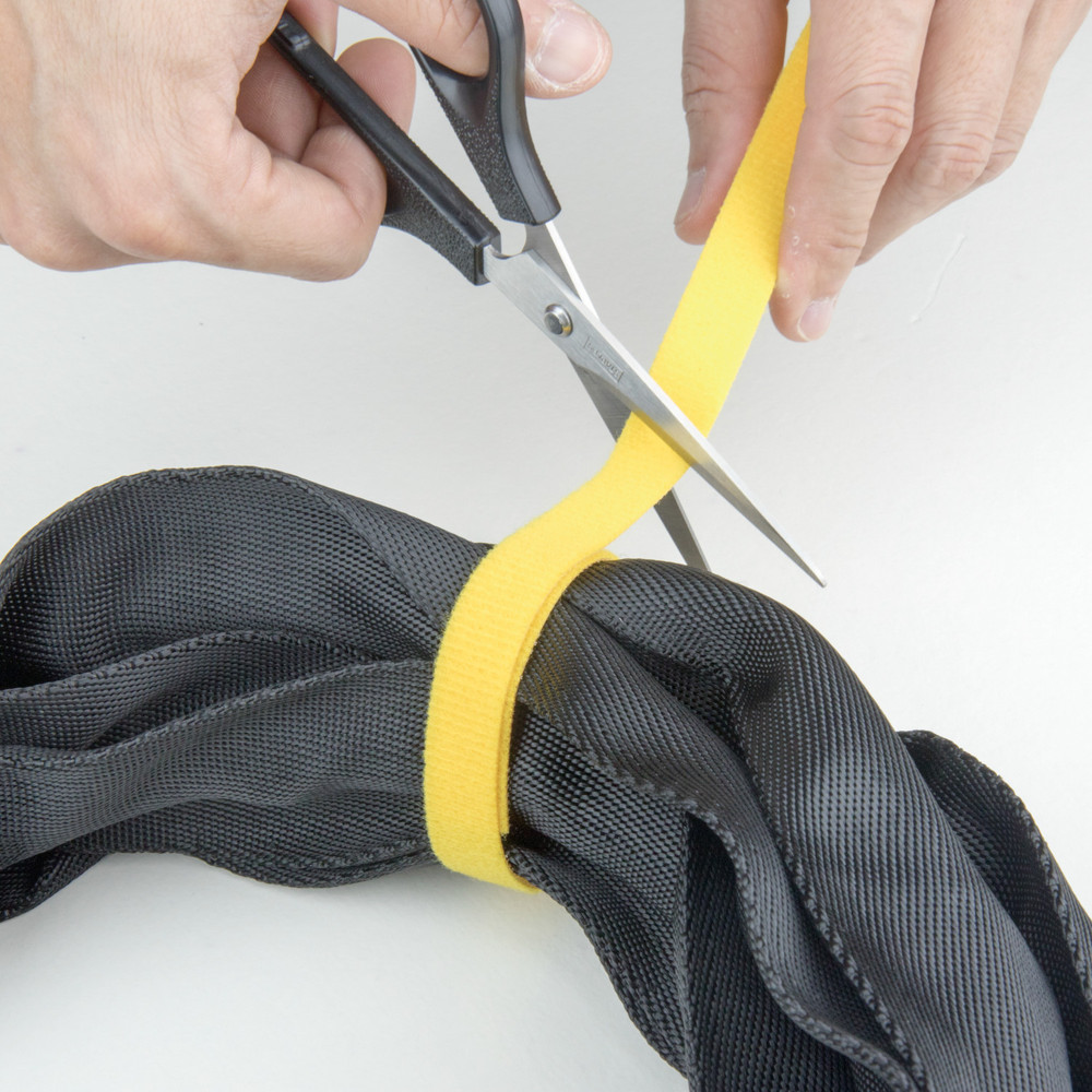 Kupo MEZ EZ-Tie Roll - Red (30mm Width x 6m Length) (Open Box)