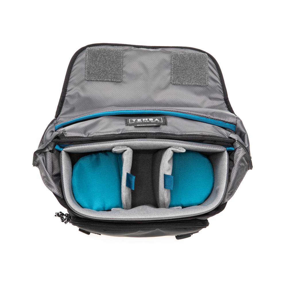 Tenba DNA 9 Messenger Bag - Black
