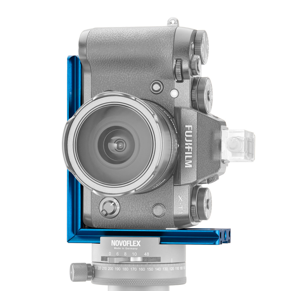 NOVOFLEX QPL-VERTIKAL - L-Bracket for Q-SYSTEM (Open Box)