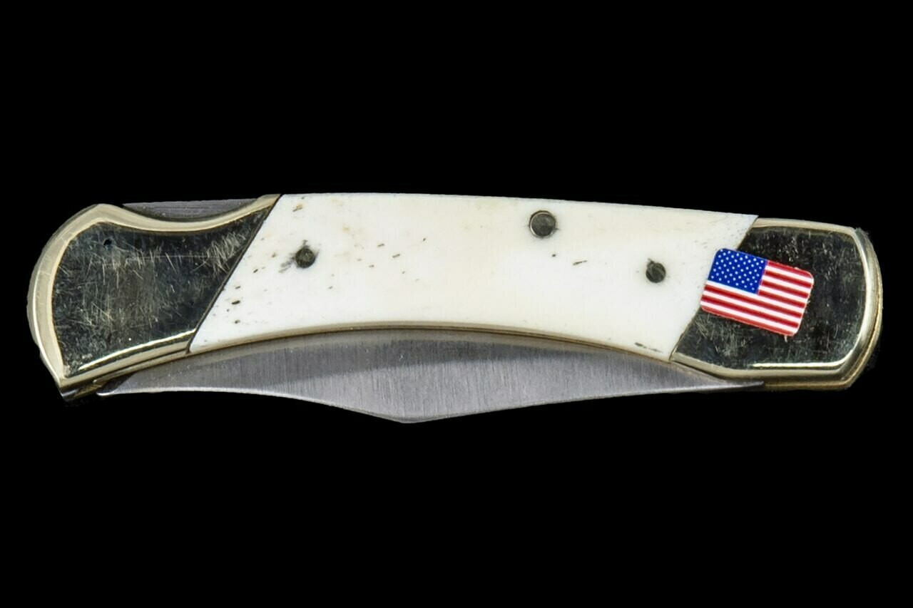 Scrimshaw Shark Design Stainless Steel Silver Hawk Pocket Knife