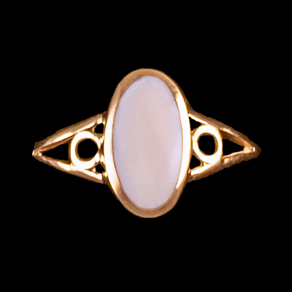 Contemporary Oval Shaped Mammoth 14K Gold Ring | F&F Inc.This delightful contemporary oval shaped mammoth ivory design is inlayed into a unique 14K Gold ring.  The dimension of the stone on the ring is approximately .275" x .366".  The product id # is RM-1031-G.It is a 14K plate on sterling silver. The plating is with 30mils of 14k gold. Typically plating is done with 3mils of gold. We work with the extra gold plating to ensure your beautiful jewelry piece will have a strong gold color for years to come!!  This ring comes in the following sizes for the sterling silver ring band.  Size 5, 6, 7, 8, 9 and 10