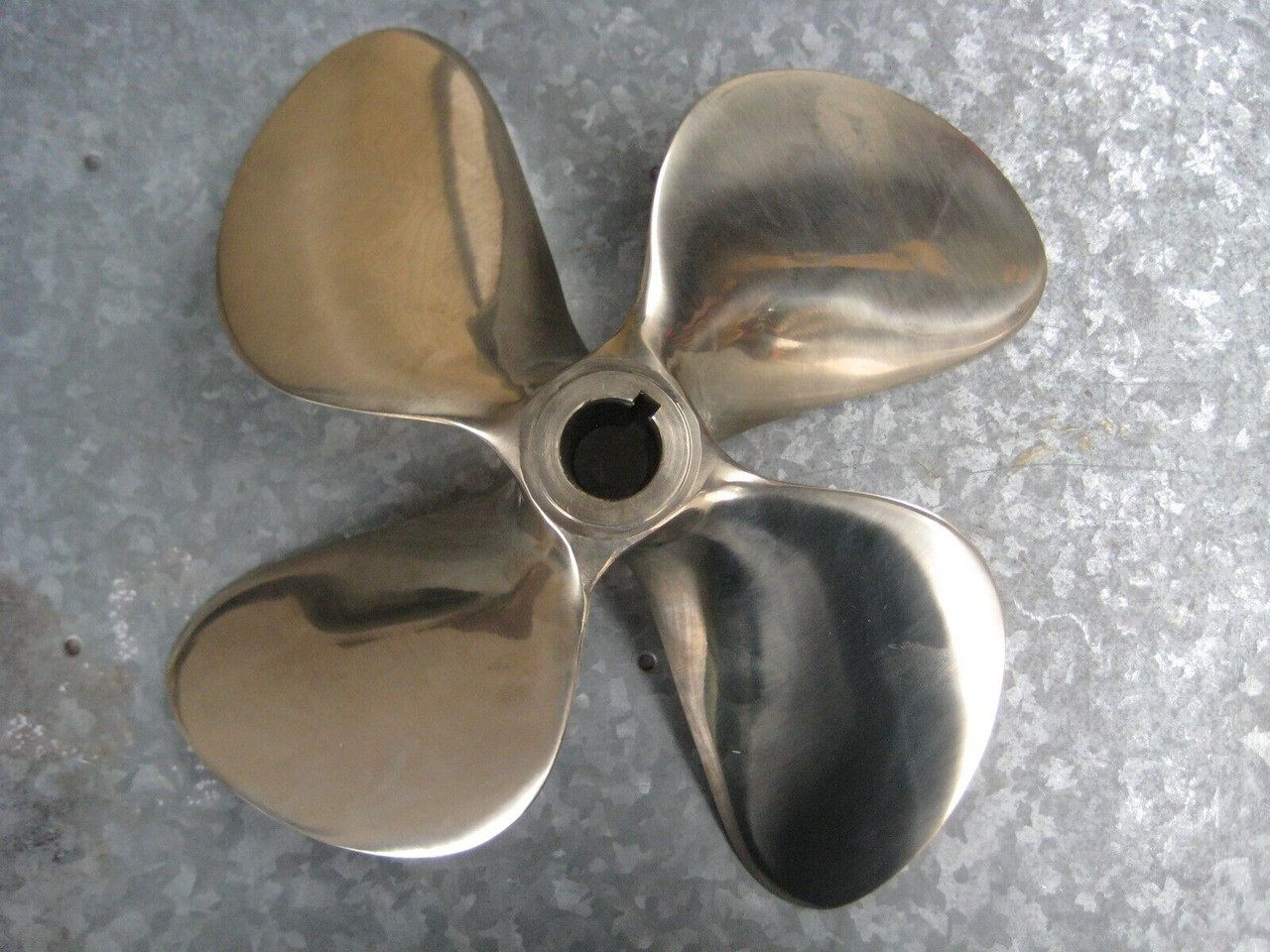 Lundberg 4 blade boat propeller