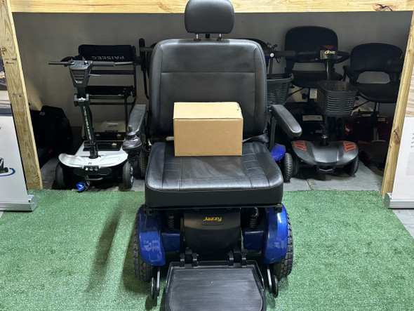 Pre-Owned Jazzy 1450 Viper Blue Electric Wheelchair HEAVY DUTY (MAXIMUM CAPACITY 600LB)