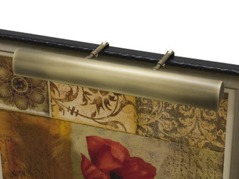 Classic Traditional Three Light Picture Light in Antique Brass (30|T21-71)