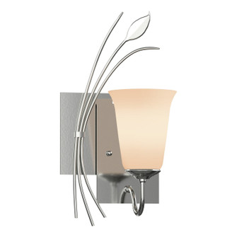 Leaf One Light Wall Sconce in Sterling (39|205122-SKT-LFT-85-GG0035)