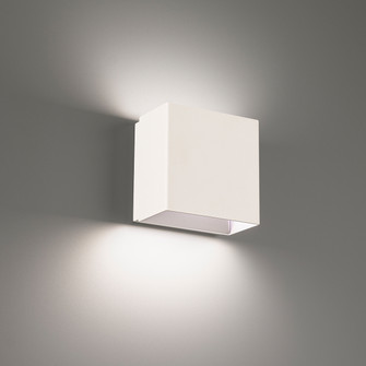 Boxi LED Wall Sconce in White (34|WS-45105-27-WT)