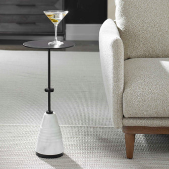 Kincaid Drink Table in Black (52|50059)