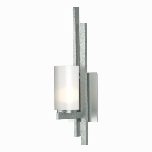 Ondrian Ondrian 1 Light Sconce in Vintage Platinum (39|206301-SKT-RGT-82-GG0168)