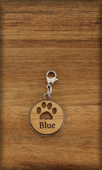 20 mm Dog / Cat Charm on wood with Pawprint