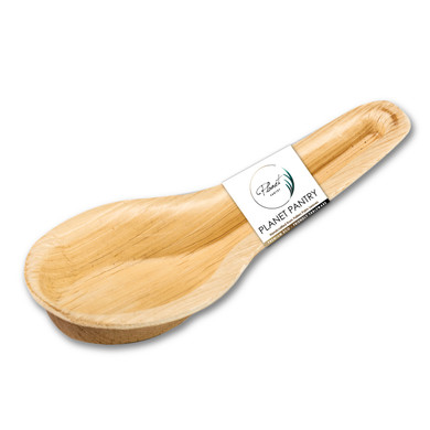 Disposable Soup Spoon Palm Leaf Cutlery, a compostable bamboo like dinnerware. a plastic alternative for wedding birthday party