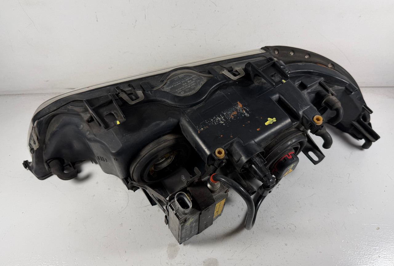 PASSENGER XENON HEADLIGHT HEADLAMP 2001-03 BMW e39 M5 540i 530i 525i 