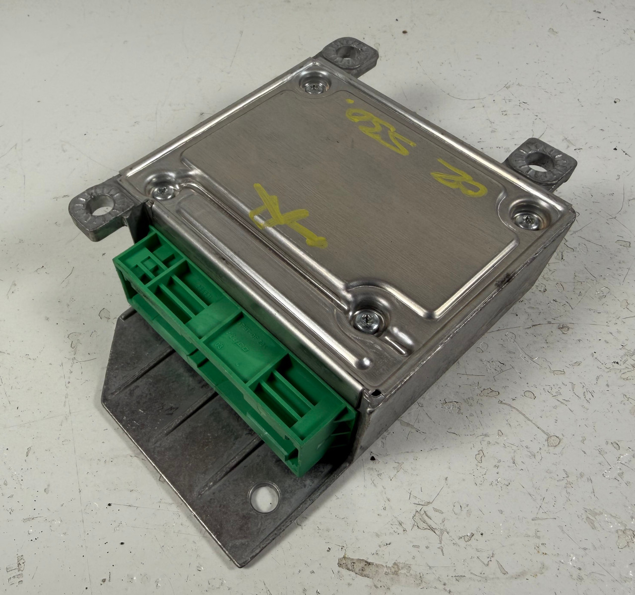 2001-03 BMW E39 540i 530i 525i SRS CONTROL MODULE 6919789