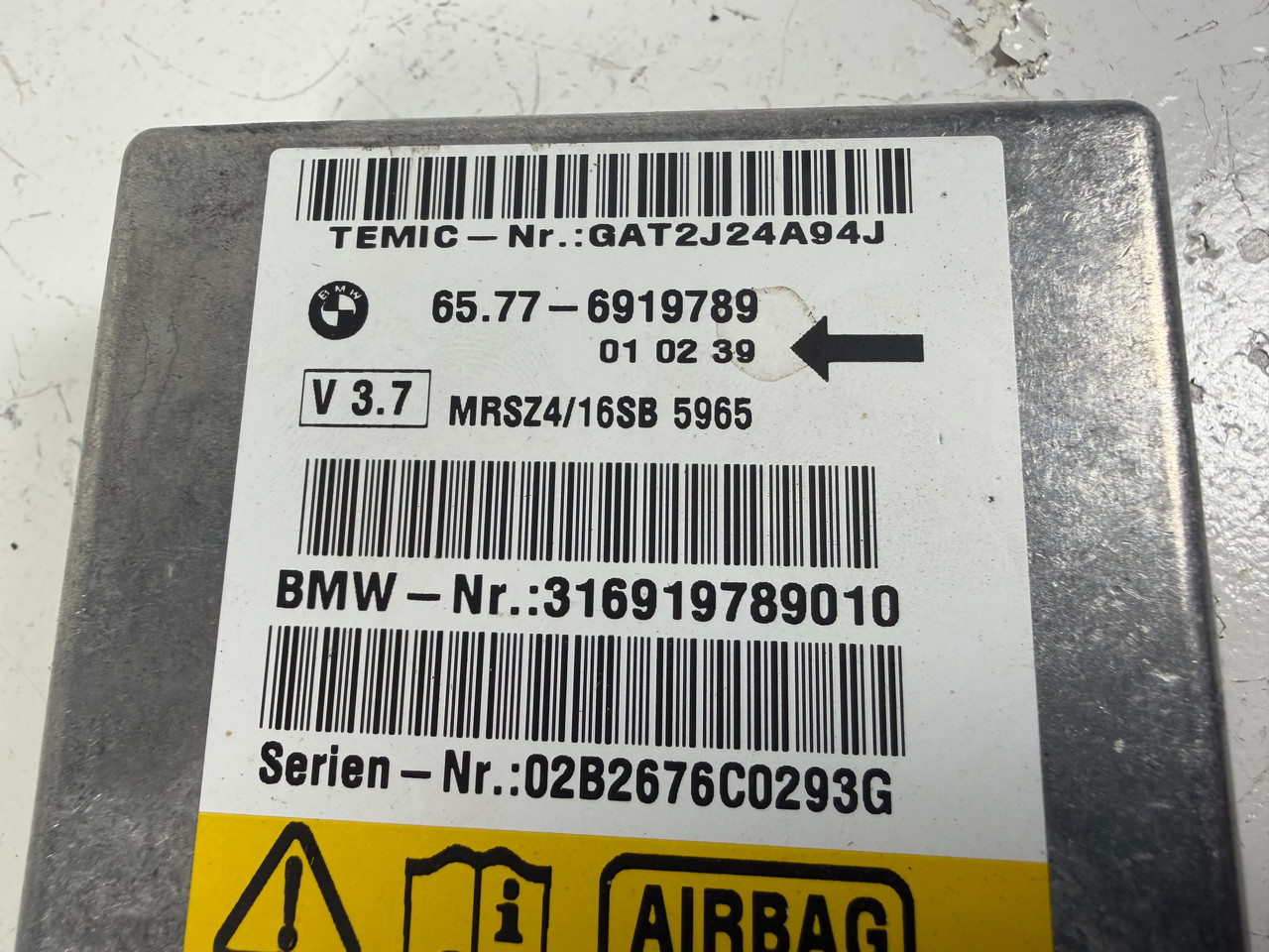 2001-03 BMW E39 540i 530i 525i SRS CONTROL MODULE 6919789